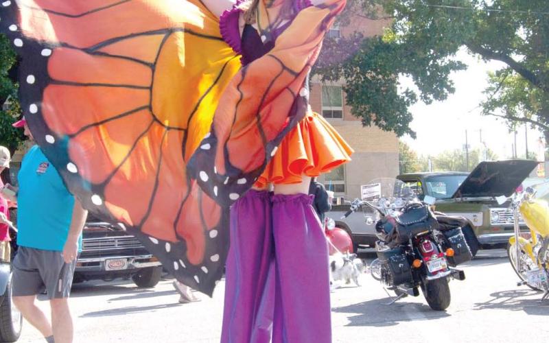 Don’t miss the entertainment around the Square during the Columbus Day Festival. There will be stilt walkers, live statues and other performances.