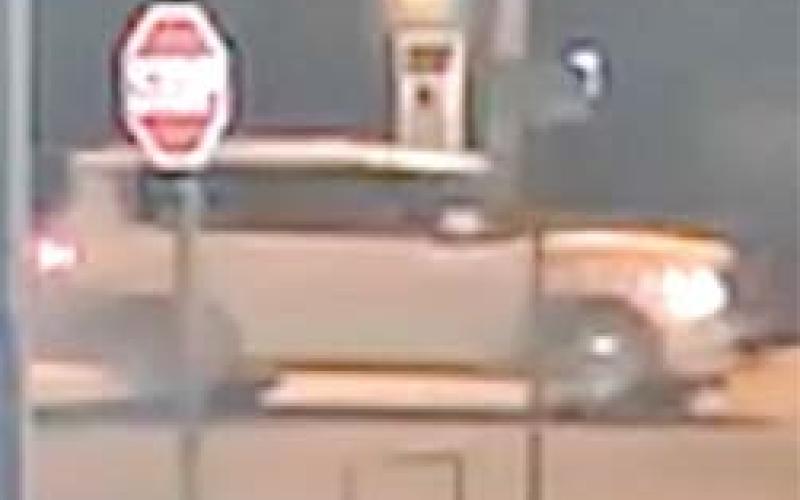 Security cam footage of suspect vehicle in area post office break-ins.