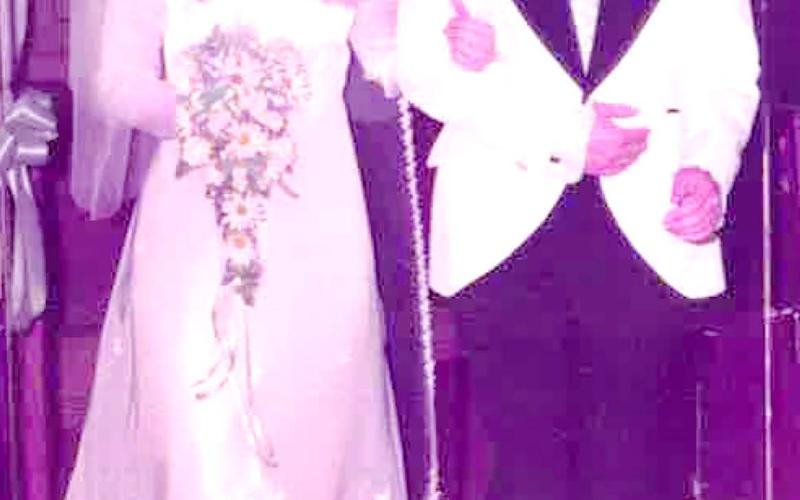 Kay and Ron Holmes on their wedding day in 1971. The couple will celebrate 50 years as husband and wife June 12.