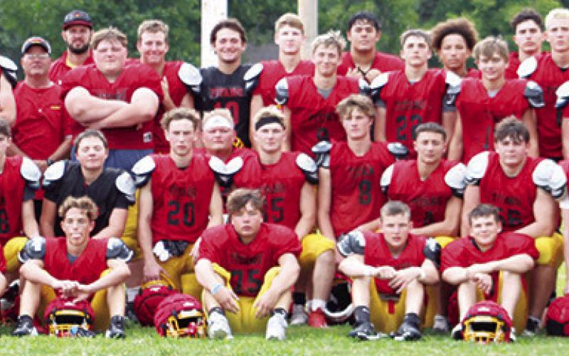 Titans hold lawn chair scrimmage