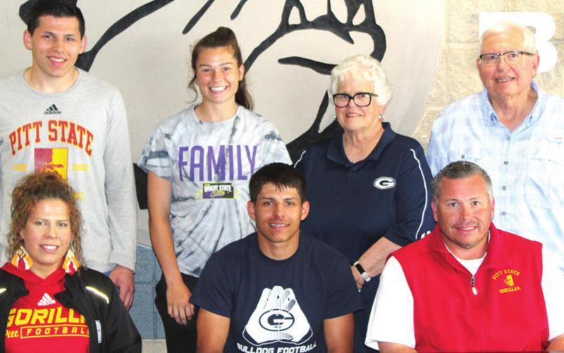 Sarwinski signs with PSU Baseball