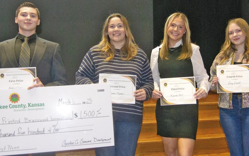 Baxter Springs sophomore Andrew Low placed first. Second place went to Riverton High School student Karlee Mcphail. Third place was won by Kassidy Kell, she also received the People’s Choice award. Fourth place went to another Riverton High School student Ginny Elliott.