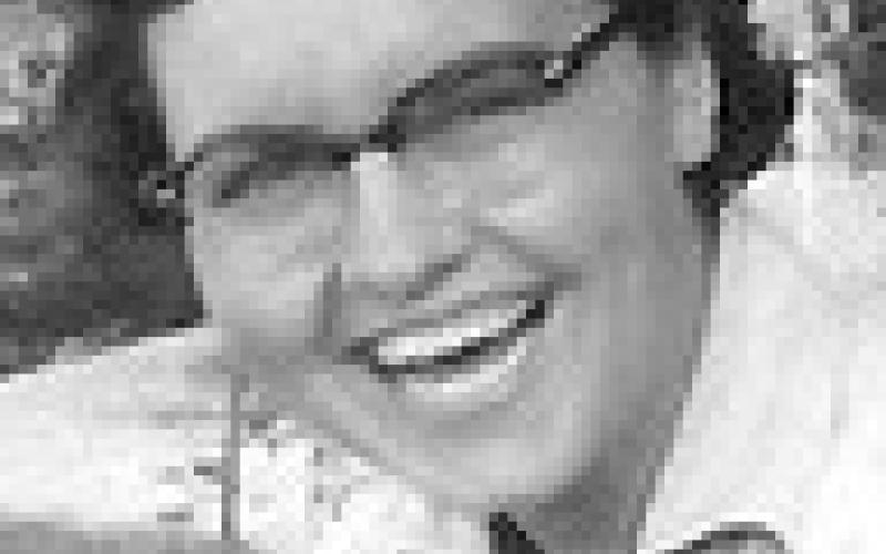 Former Columbus resident makes library memorial gift