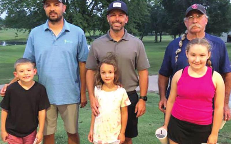 2021 Titan Golfers recognized Junior Golf mixed scramble winners
