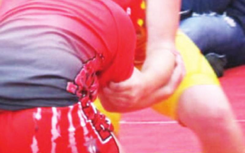 Central begins wrestling season