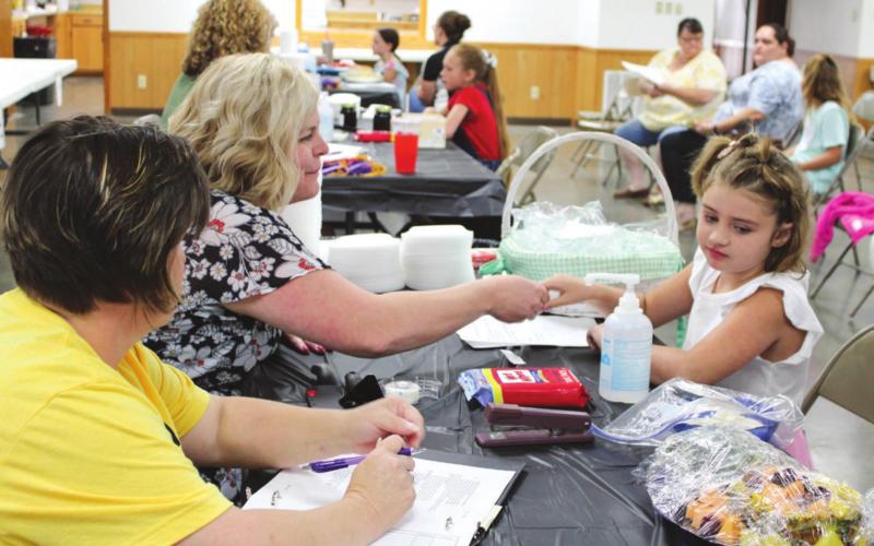 Foods judging has 4-H members testing recipes, techniques