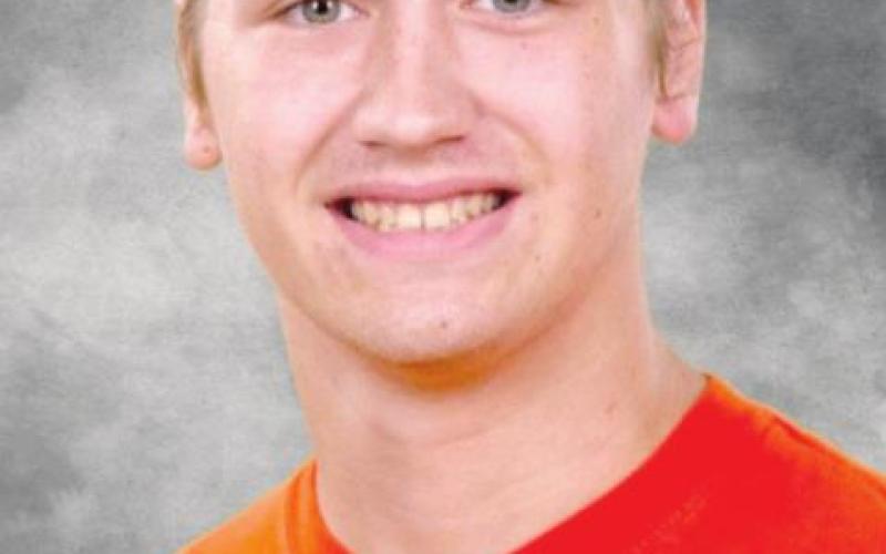 Baxter Springs Valedictorian, Salutatorian Isaac Rendel Valedictorian