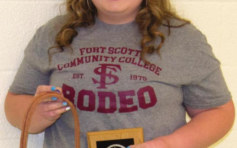 Columbus Saddle Club presents awards