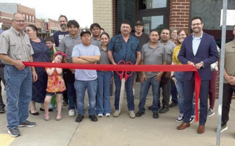 A ribbon cutting was held for the newest restaurant in Baxter Springs recently. Members of the Baxter Springs Chamber of Commerce joined in welcoming the owners of Lion Rojo who specialize in a Mexican menu.