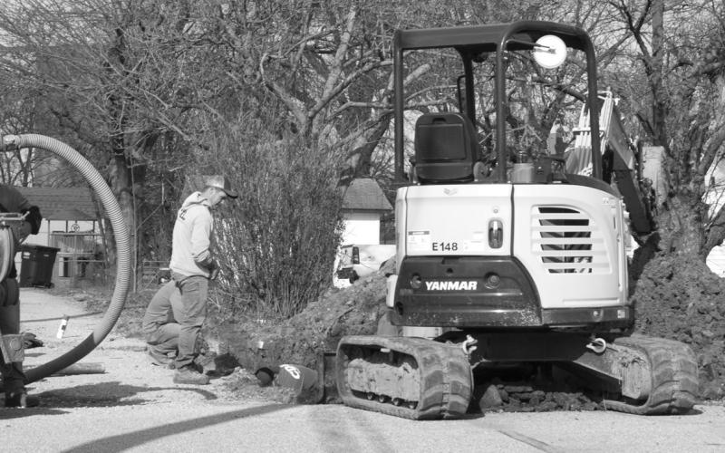 The 100 block of North Illinois Street was closed early this week while a new line was installed under the street. The job was being handled by CDL Electric from Pittsburg.