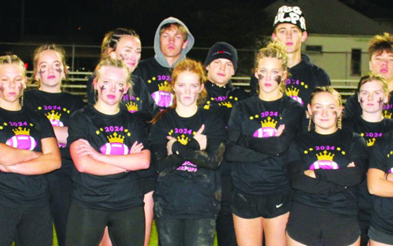 Sophomores Powder Puff runner-up