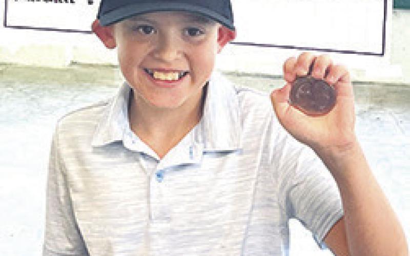 Three medal in Chanute jr. golf tourney