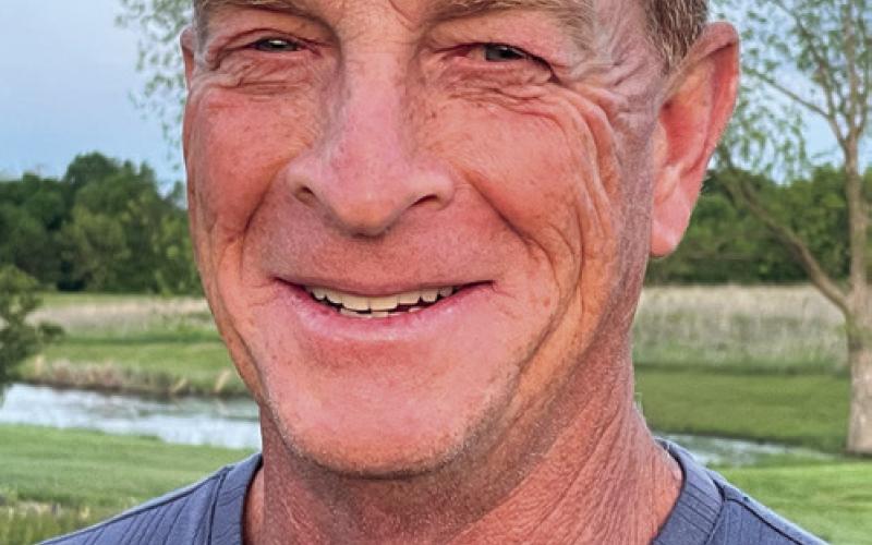 Williams files for commission seat