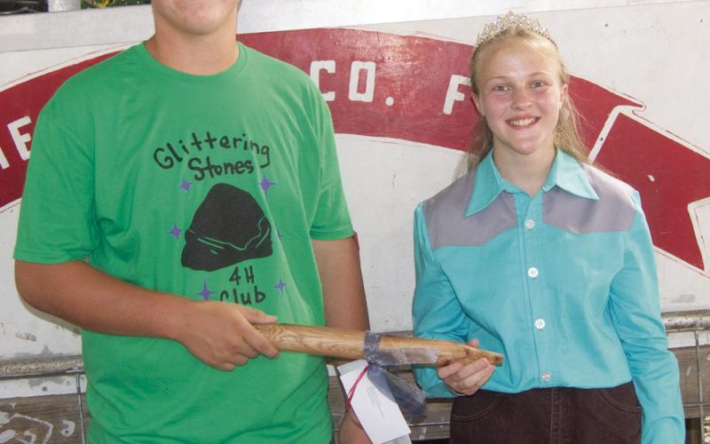 Senior ages 14-18 Grand Bread sponsored by Chip and Ronda Herrenbruck went to Brooks Walker Glittering Stones.