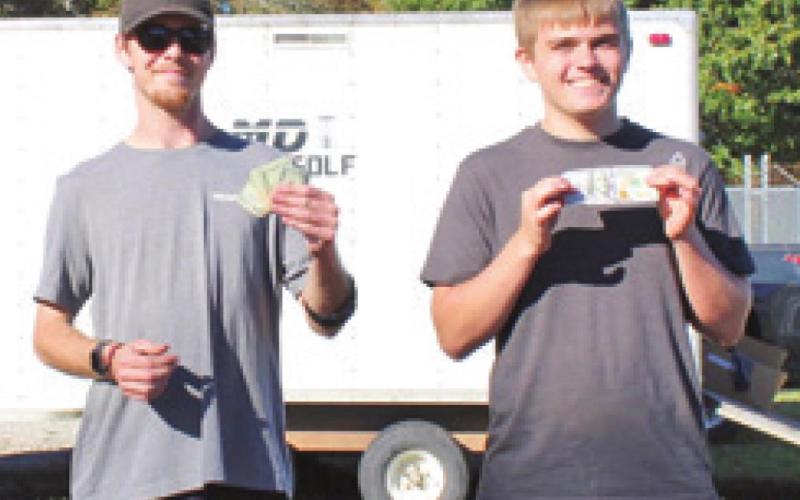 Baxter Springs disc golf tournament draws large number of competitors