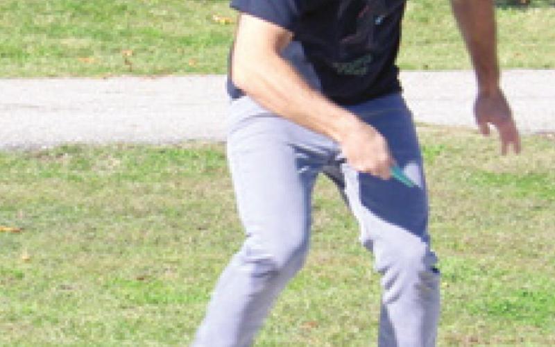 Baxter Springs disc golf tournament draws large number of competitors