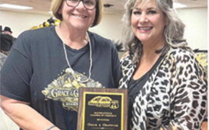 Grace and Gratitude was presented with the Nonprofit Business of the Year award at the Baxter Springs Chamber of Commerce dinner. Courtesy photo.
