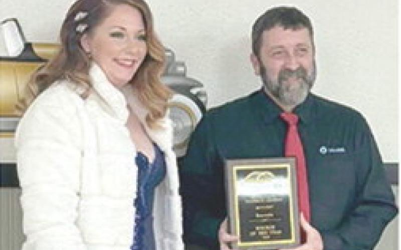 The Rookie Business of the Year award was presented to IdeaTek at the Baxter Springs Chamber of Commerce dinner. Courtesy photo.