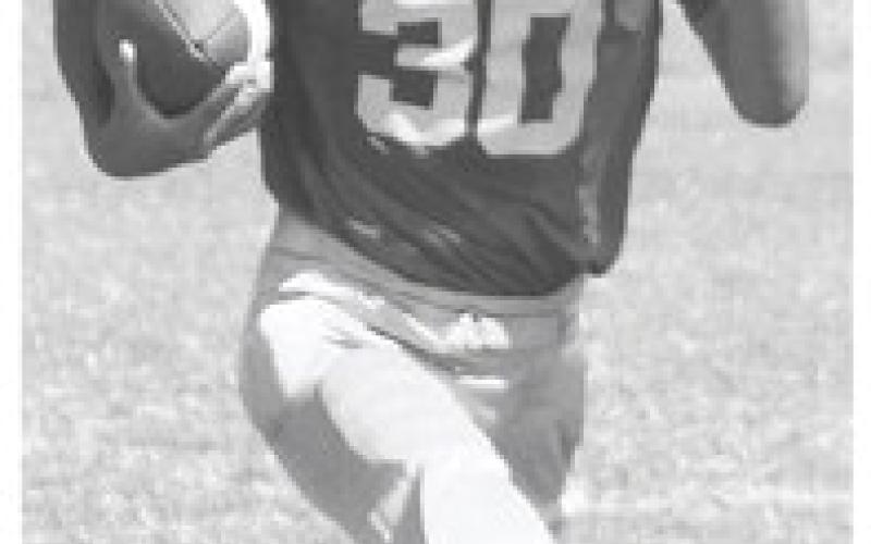 Mini Titans play in Pittsburg Saturday