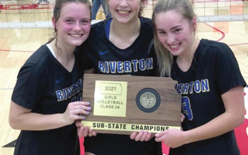 Riverton Lady Rams punch ticket for State volleyball tourname