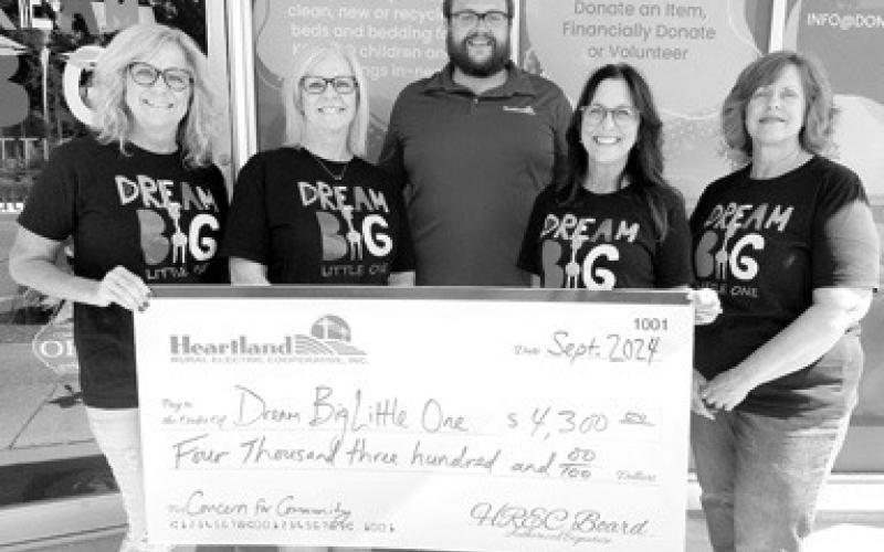 Heartland Rural Electric Company presented a grant in the amount of $4,300 to Dream Big Little One recently. Courtesy photo.