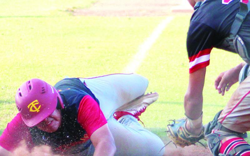 Columbus shuts out Baxter Springs in season finale