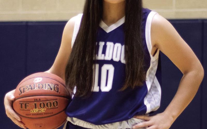 Lady Bulldog Senior, Mia Sarwinski, surpassed her brother’s, Brett Sarwinski, career scoring mark with over a month to play in her senior season. Already a member of the 1,000 point club, Mia’s current tally stands at 1,391 career total points.
