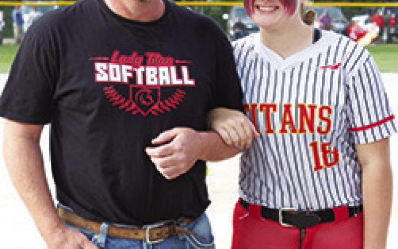 Lady Titans recognize seniors