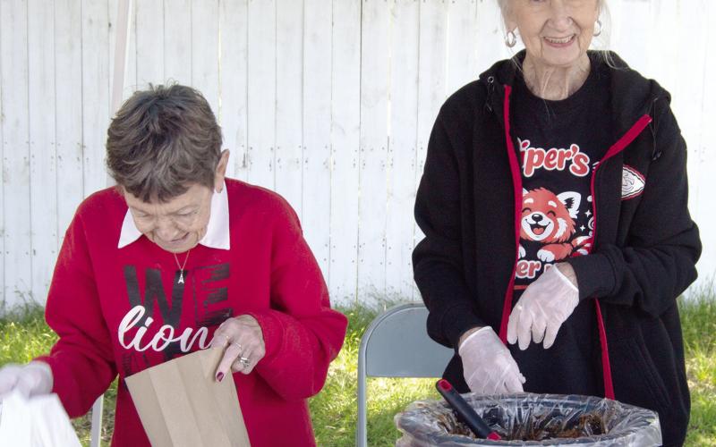 The First United Methodist Church in Baxter Springs hosted a spoonburger fundraiser for Piper Weeks. Weeks had a relapse of Ewing Sarcoma.