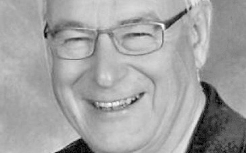 Thomas Zuzzio, 79 Santa Claus, Ind.