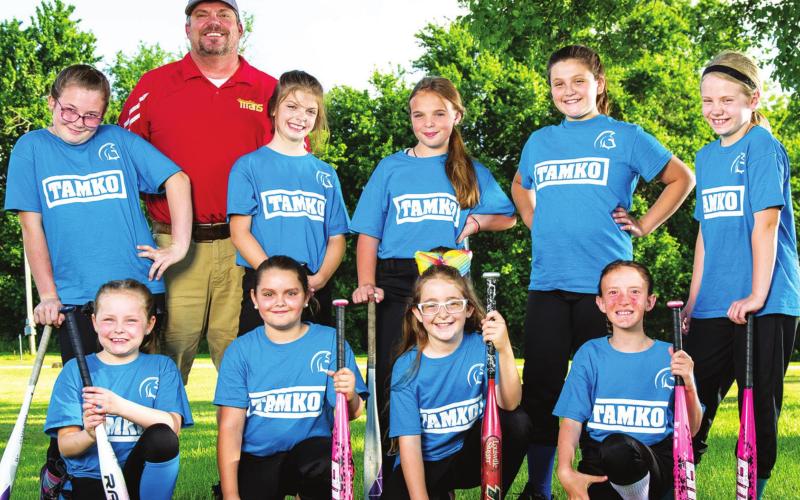Columbus 10U softball teams