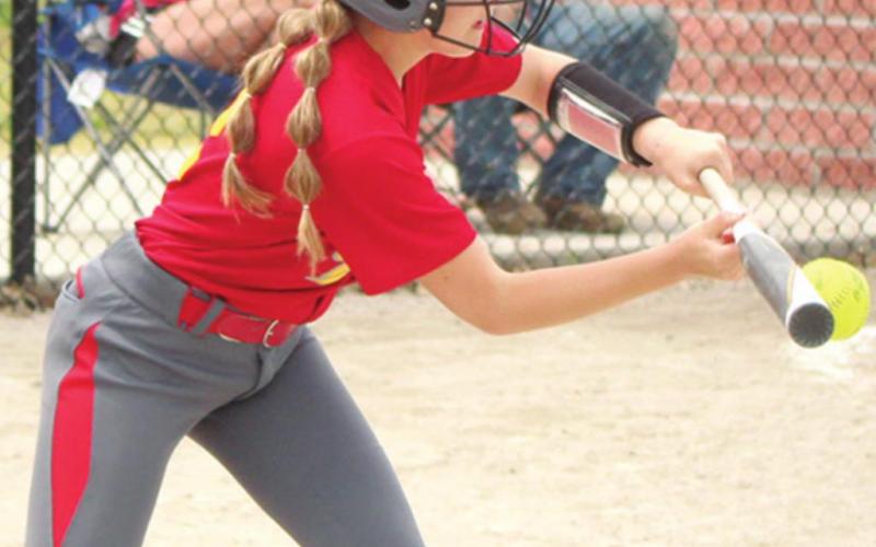 Lady Titans dominate JV tourney