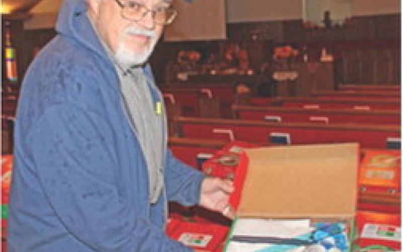 Pastor Paul Duncan of Crestline Baptist Church delivered 73 shoeboxes members of his church filled for Operation Christmas Child.