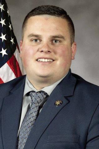 Jones files for top county position