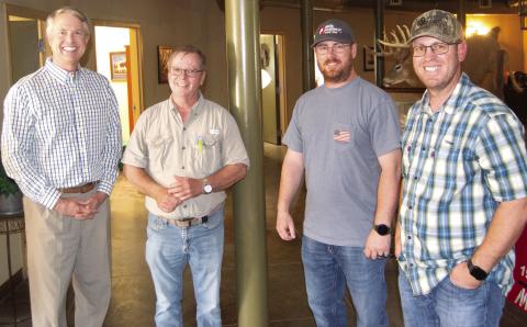 Mid America Pipe is the only steel pipe manufacturers that is family owned in the United States. Senator Roger Marshall M.D. toured the facility with Mid-America Pipe owner John Parsons and his sons John Jr. and Nik who are both an integral part of the company as well.