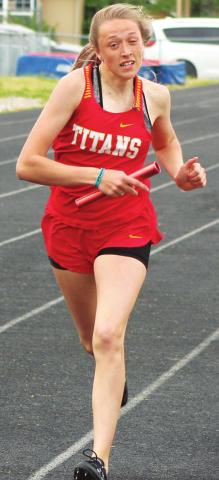Jones sets new hurdle record