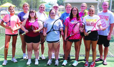 Eight letter earners return to CHS Tennis