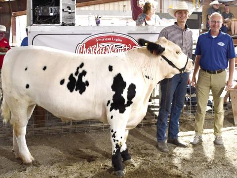 Cooper Paxson’s Market Beef was purchased by Crossland Construction Company represented by Brad Wells at the 4-H Premium Auction Saturday. Paxson’s beef brought in a high bid of $3,100.