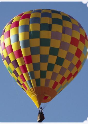 Zip-eye-dee-doo-dah is piloted by Bill Richey from Blue Eye, Mo. He is one of the pilots scheduled to take off (weather permitting) during the Columbus Day Festival. Zip-eye-dee-doo-dah is sponsored by Labette Bank.
