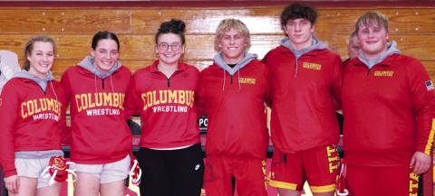 Titans win Senior Night duals over LC