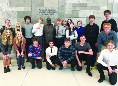 Southeast students making the “Truman 23” trip to the Truman Library included Kinzey Cassidy, Storm Miner, Layton Reynolds, Tanner Wiles, Keaton Harrison, Eliz White, Brooklyn Edwards, Rowdy Robertson, Makenzey Green, Ethan Becker, Michael Smith, AJ Gray, Colten Jameson, Emery Wilbert, Brookelyn Butler, Zayne Gabern, Macie Herron, Kilynn Banke, Teagan Warner and Eric Burns. Not necessarly in order. (Photo by Gary Leiker)
