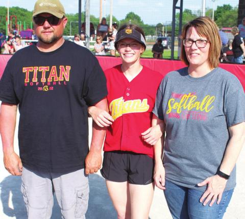 Lady Titan Seniors recognized