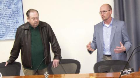 State Senator Tim Shallenburger, of Baxter Springs, explained the difficulty drivers have on the Highways US 400 and US 26 East of Baxter Springs to Secretary of Department of Transportation Calvin Reed.