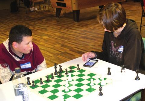 Area students match moves in Columbus chess tournament