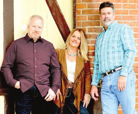 Country Rewind returns Thursday