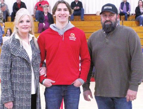 Wrestling Seniors recognized
