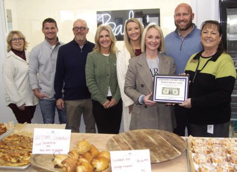 An overflow crowd attended the Columbus Chamber of Commerce ribbon cutting ceremony at Bailey’s Bakery and Café located at 308 S. East Avenue in Columbus. Cinnamon rolls, almond croissants, pepperoni pesto sandwiches and more were displayed on the counter were promptly purchased. Free breadsticks and mini pain au chocolat were served to the Chamber visitors.