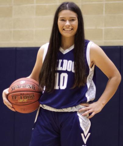 Lady Bulldog Senior, Mia Sarwinski, surpassed her brother’s, Brett Sarwinski, career scoring mark with over a month to play in her senior season. Already a member of the 1,000 point club, Mia’s current tally stands at 1,391 career total points.