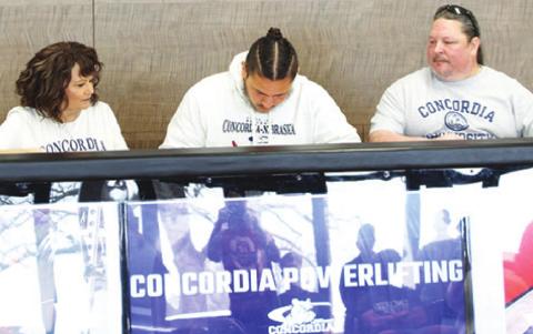 Gilmore signs with Concordia