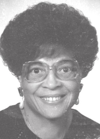 Leona Lindsey, 100, Oswego